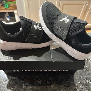 Under Armour Brand New Black and White Athletic Shoes